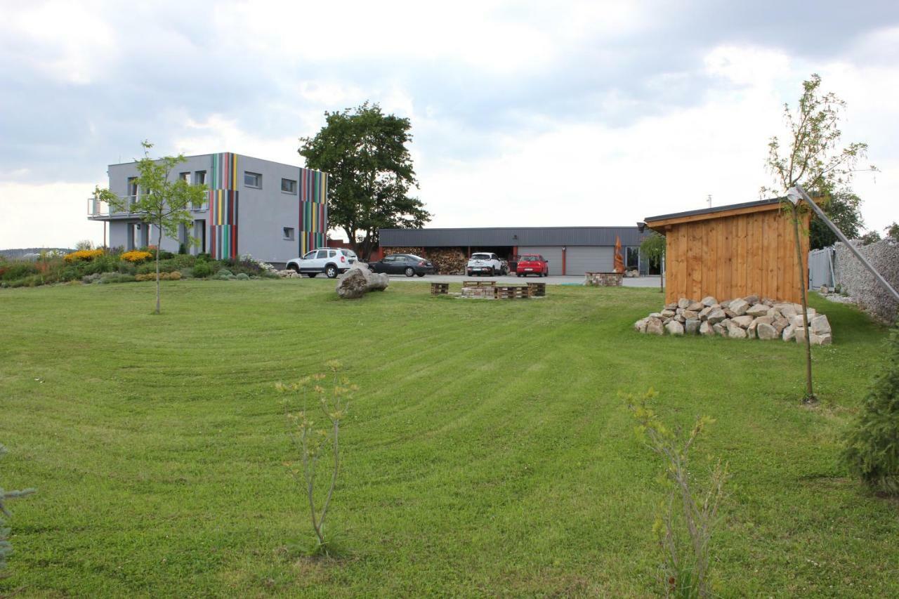 Penzion Na Samotach Lejlighed Jindřichŭv Hradec Eksteriør billede